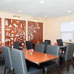 Towneplace Suites By Marriott Indianapolis - Keystone
