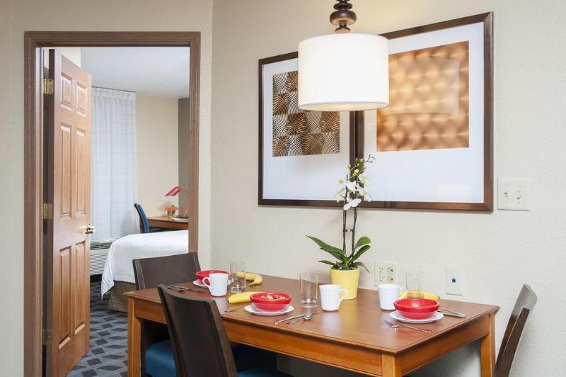 Towneplace By Marriott - Keystone Hotel Indianapolis
